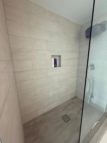 888 Biscayne Blvd 3101, Miami, FL 33132