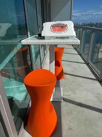 888 Biscayne Blvd 3101, Miami, FL 33132