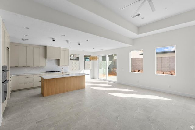 4855 W 1930 S, Hurricane, UT 84737