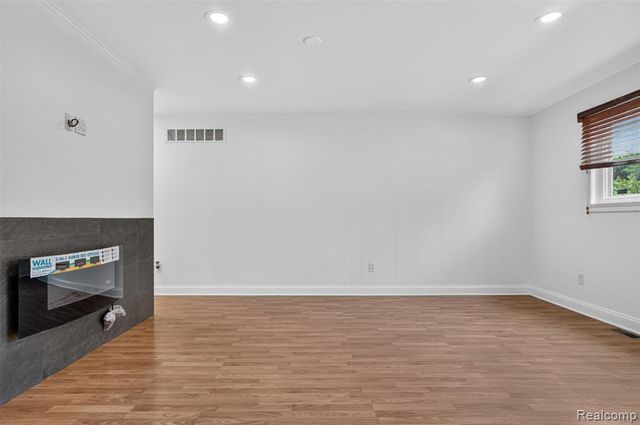 2834 Rossmoor Circle, Bloomfield Hills, MI 48302