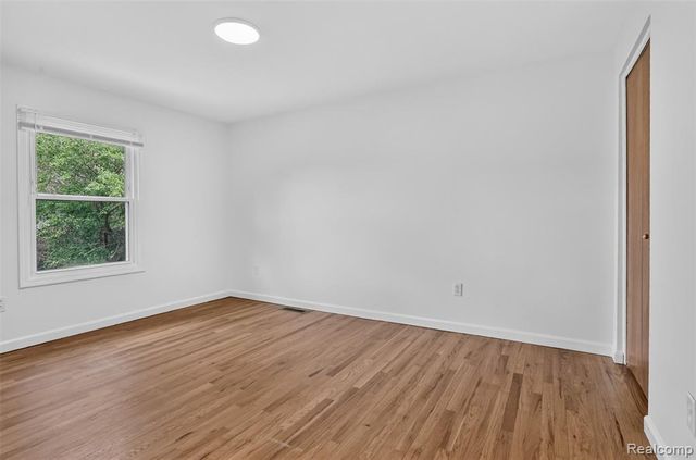 2834 Rossmoor Circle, Bloomfield Hills, MI 48302