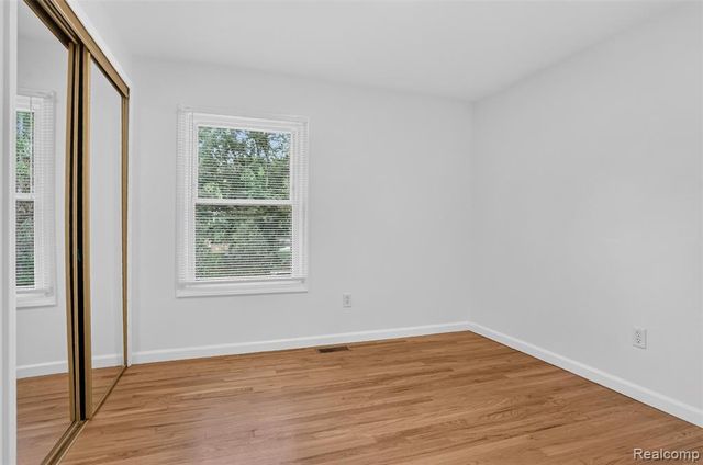 2834 Rossmoor Circle, Bloomfield Hills, MI 48302