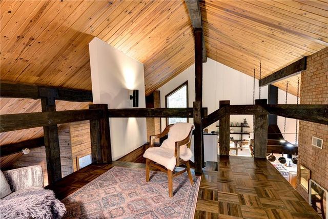 302 Artillery RD, Yorktown, VA 23692