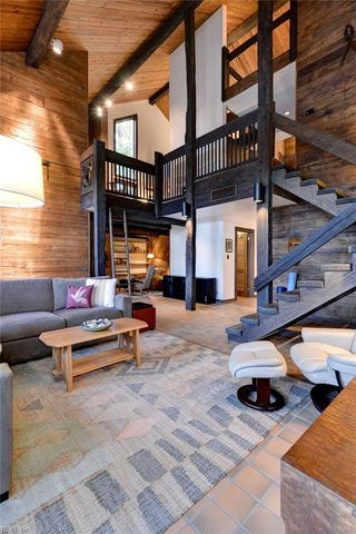 302 Artillery RD, Yorktown, VA 23692