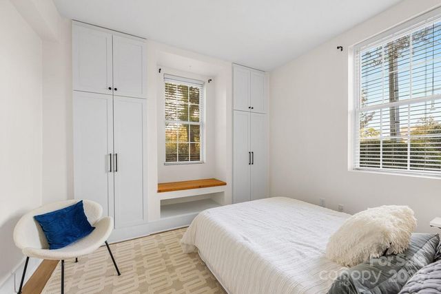 2501 Roswell Avenue 105, Charlotte, NC 28209