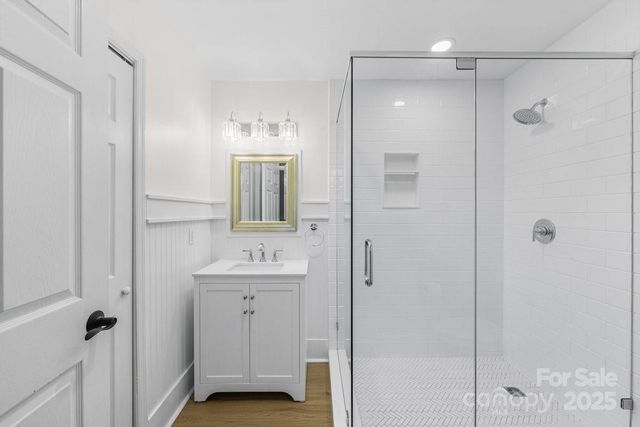 2501 Roswell Avenue 105, Charlotte, NC 28209