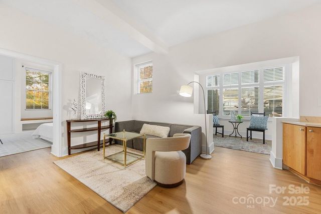 2501 Roswell Avenue 105, Charlotte, NC 28209