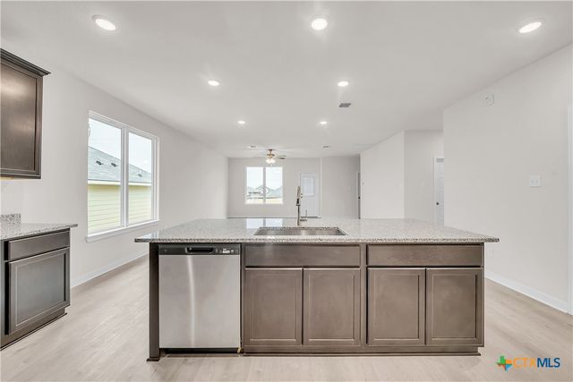 414 University Avenue, Troy, TX 76579