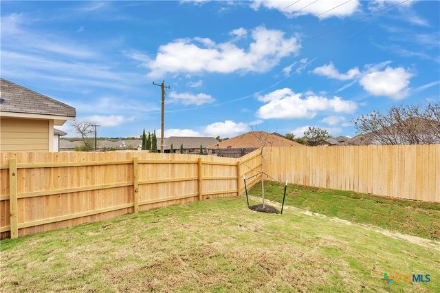 414 University Avenue, Troy, TX 76579