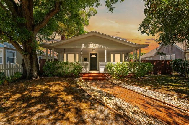 4221 1ST AVENUE N, St Petersburg, FL 33713