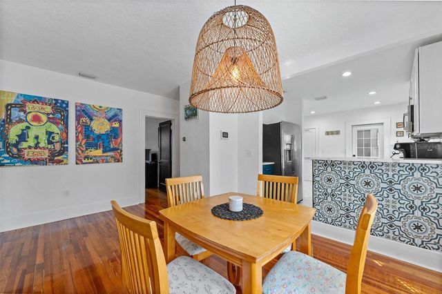 4221 1ST AVENUE N, St Petersburg, FL 33713