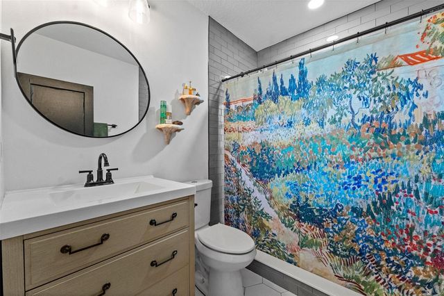 4221 1ST AVENUE N, St Petersburg, FL 33713