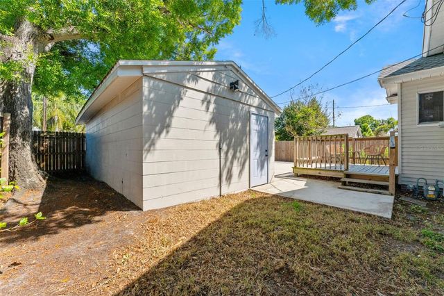 4221 1ST AVENUE N, St Petersburg, FL 33713