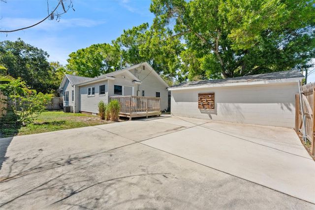 4221 1ST AVENUE N, St Petersburg, FL 33713