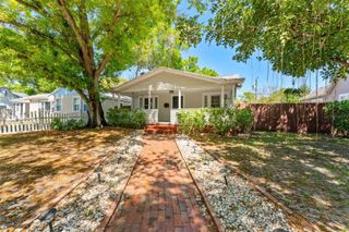 4221 1ST AVENUE N, St Petersburg, FL 33713