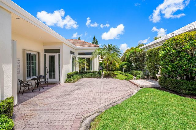 116 Coral Cay Drive, Palm Beach Gardens, FL 33418