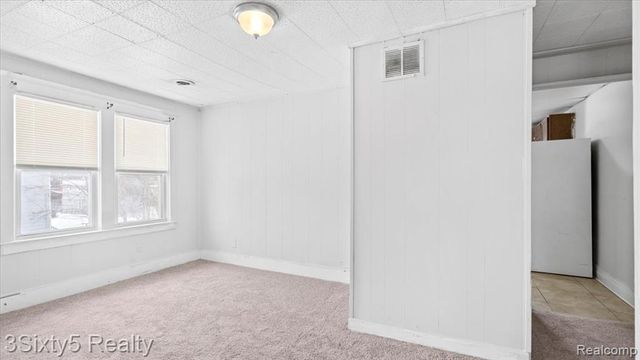 79 E E Pleasant Street, River Rouge, MI 48218