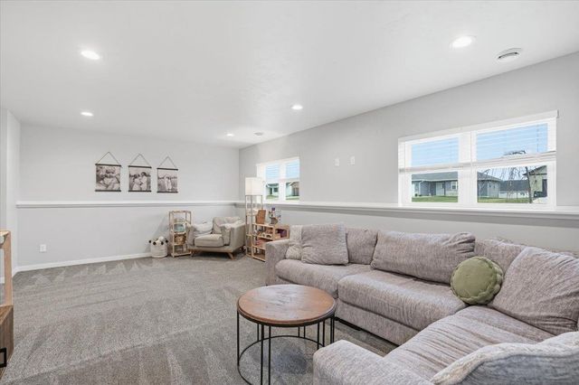 676 Porter Road, Evansville, WI 53536
