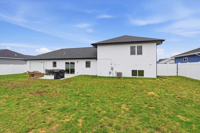 676 Porter Road, Evansville, WI 53536