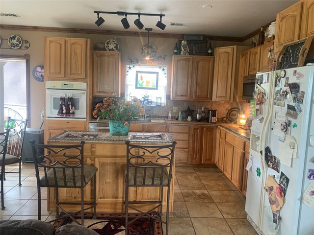 1980 Compass, Bluff Dale, TX 76433