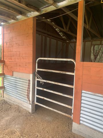 1980 Compass, Bluff Dale, TX 76433