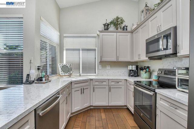 2294 El Monte Dr, Oakley, CA 94561