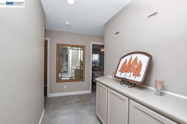 2294 El Monte Dr, Oakley, CA 94561