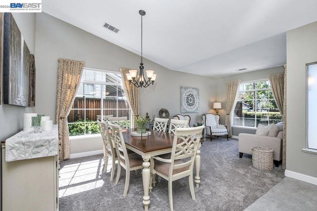 2294 El Monte Dr, Oakley, CA 94561