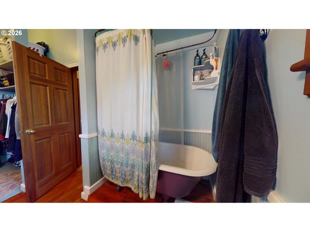 411 PERRY St, Springfield, OR 97477