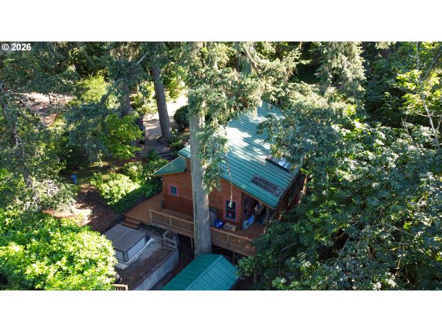 411 PERRY St, Springfield, OR 97477