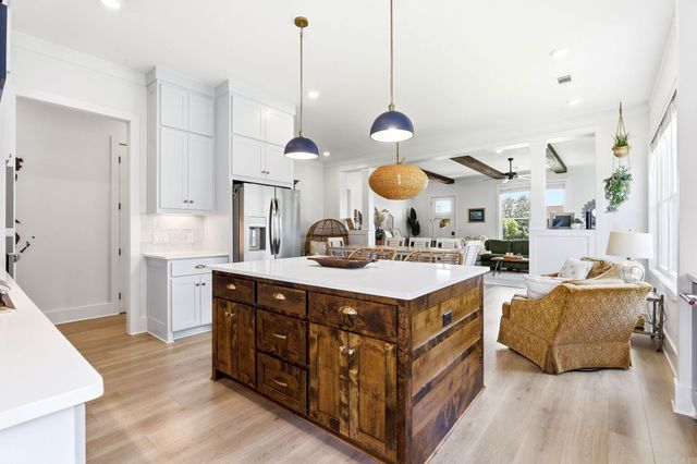 5 W Citron, Bryant, AR 72022
