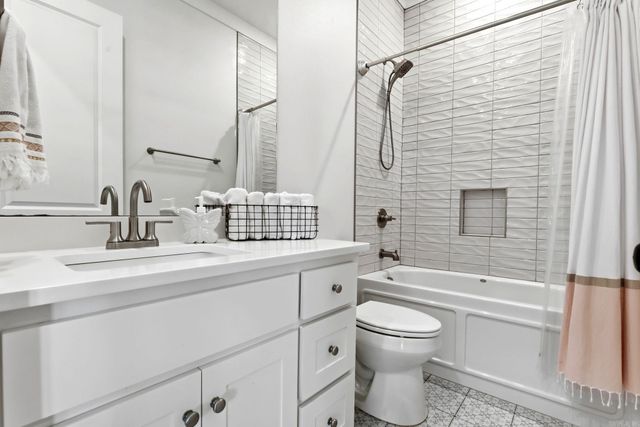 5 W Citron, Bryant, AR 72022