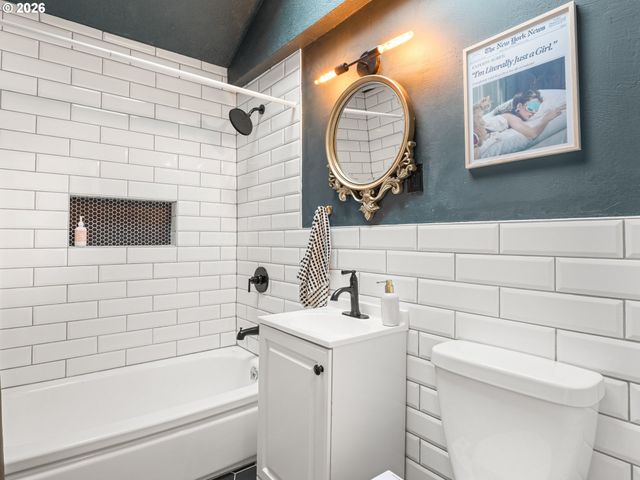 2308 Se 139TH Ave, Portland, OR 97233