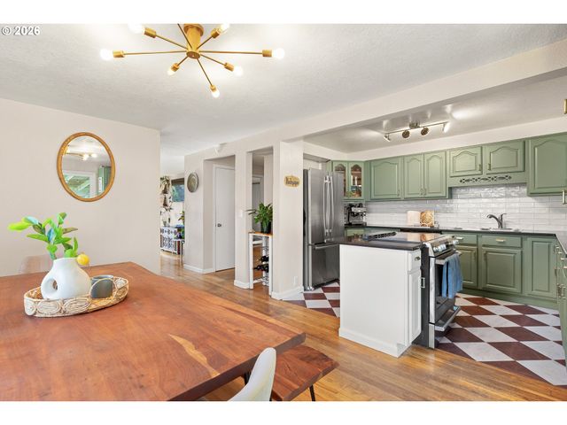 2308 Se 139TH Ave, Portland, OR 97233