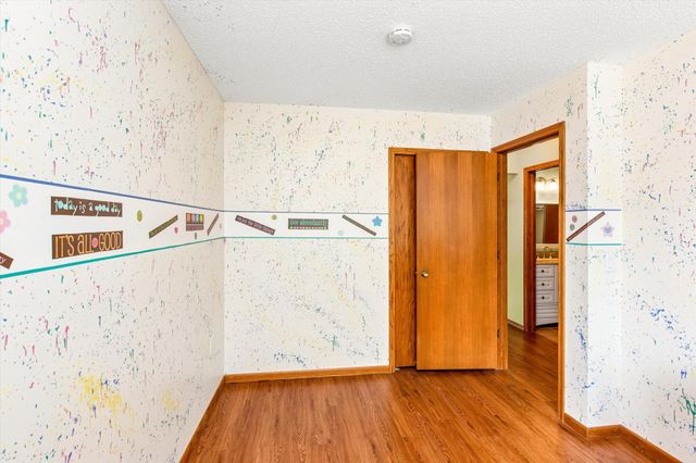 4209 Braddock Trail, Eagan, MN 55123