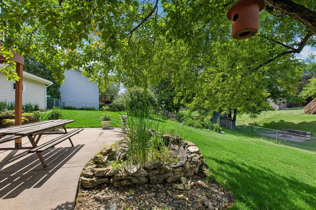 4209 Braddock Trail, Eagan, MN 55123