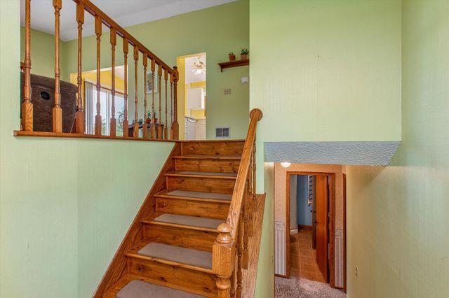4209 Braddock Trail, Eagan, MN 55123