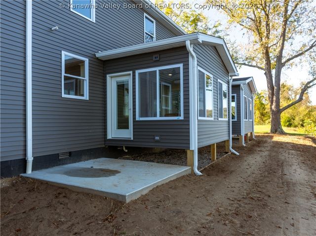 53 Jordon Drive, Winfield, WV 25213