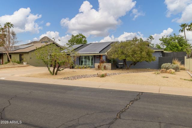 2360 E SAHUARO Drive, Phoenix, AZ 85028