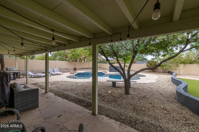 2360 E SAHUARO Drive, Phoenix, AZ 85028