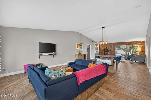 2360 E SAHUARO Drive, Phoenix, AZ 85028