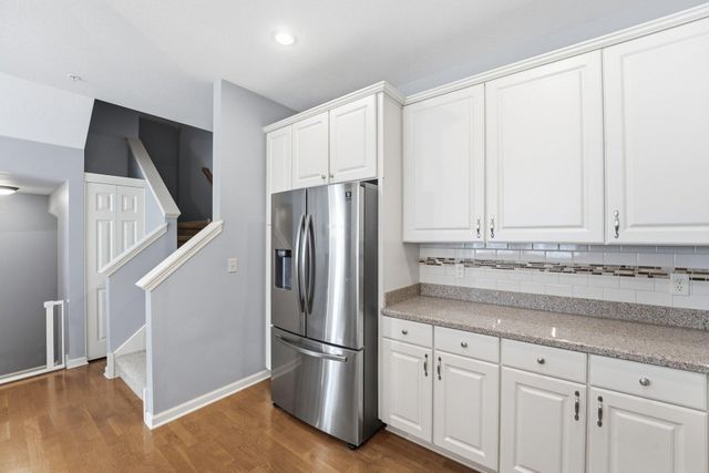 8103 Oakview Drive N, Maple Grove, MN 55369