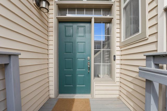 8103 Oakview Drive N, Maple Grove, MN 55369