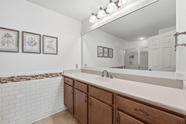 8103 Oakview Drive N, Maple Grove, MN 55369