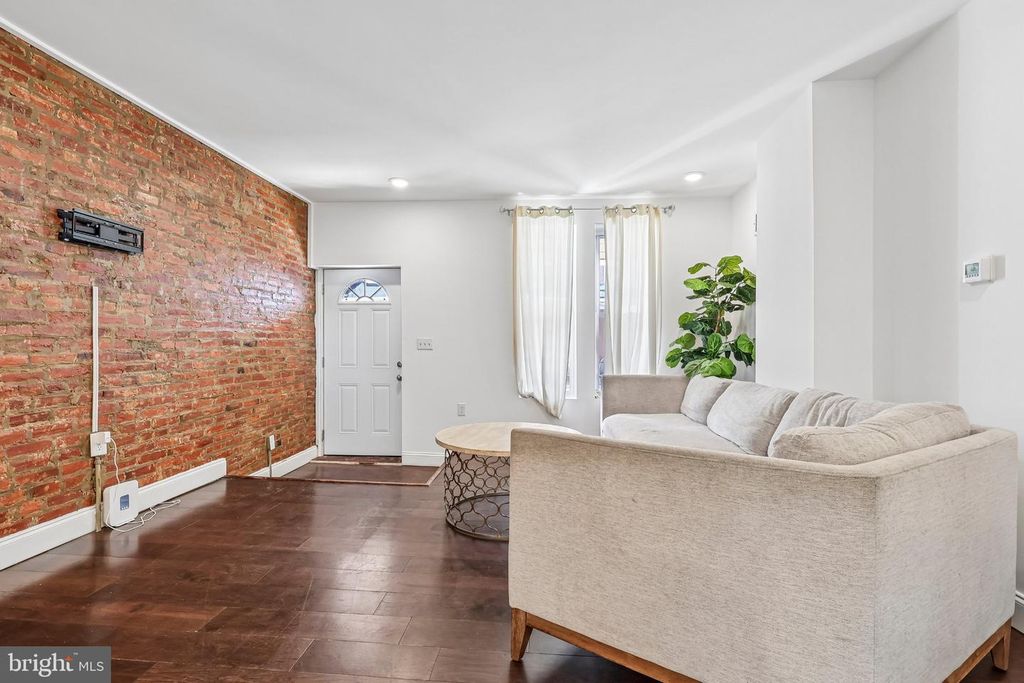 1540 N HOLLYWOOD ST, PHILADELPHIA, PA 19121 — photo 5