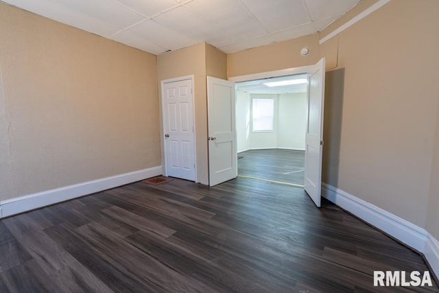 1831 N LINN Street, Peoria, IL 61604