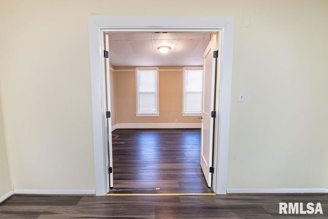 1831 N LINN Street, Peoria, IL 61604