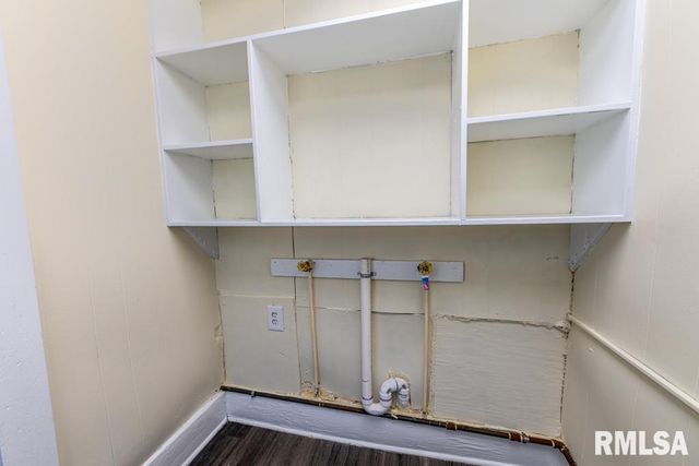 1831 N LINN Street, Peoria, IL 61604