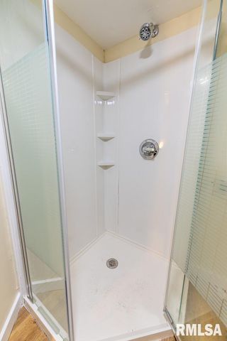 1831 N LINN Street, Peoria, IL 61604