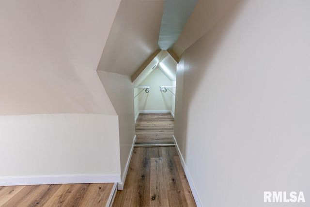 1831 N LINN Street, Peoria, IL 61604